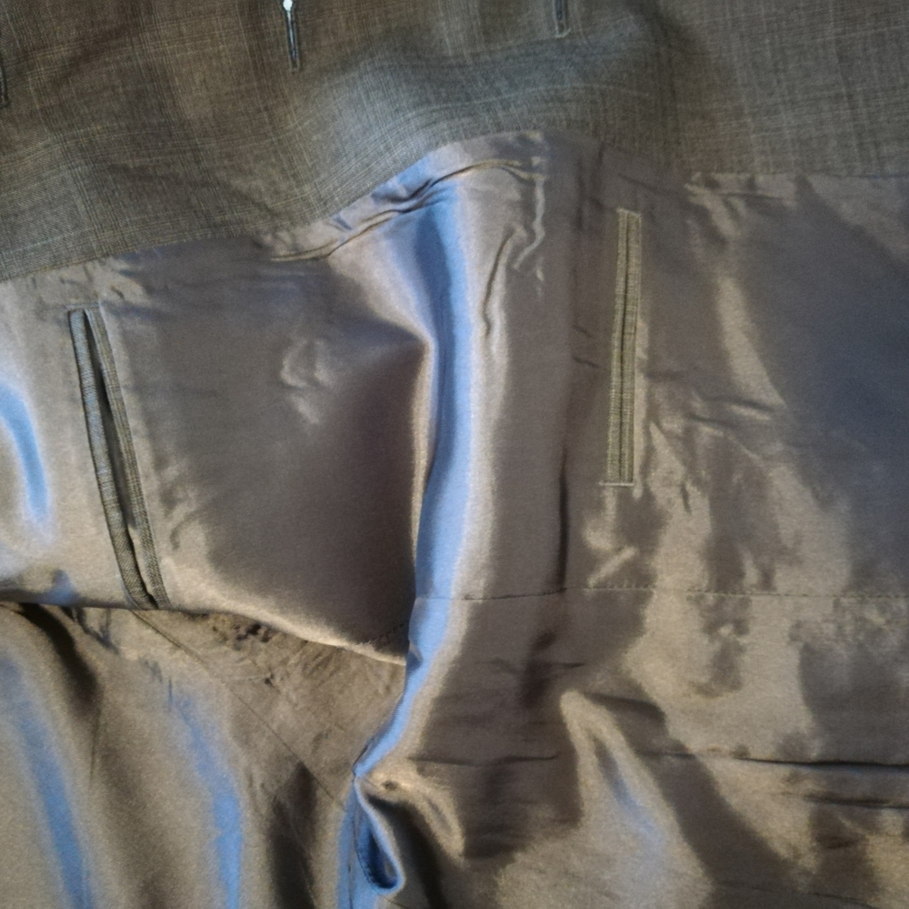 Suit - Picture 7 of 13